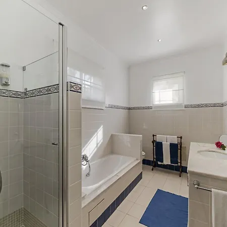 Villa Magnificent Quinta D'alegria 4 Bedrooms Panoramic Sea View Funchal