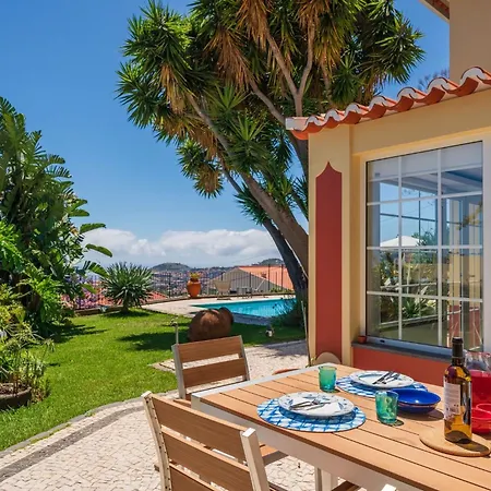 Magnificent Quinta D'alegria 4 Bedrooms Panoramic Sea View